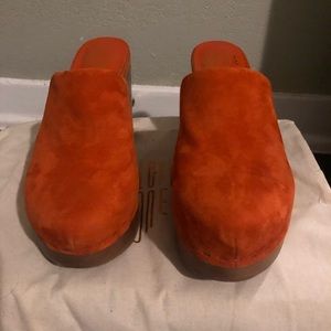 Charlotte Stone - Tangerine Clogs